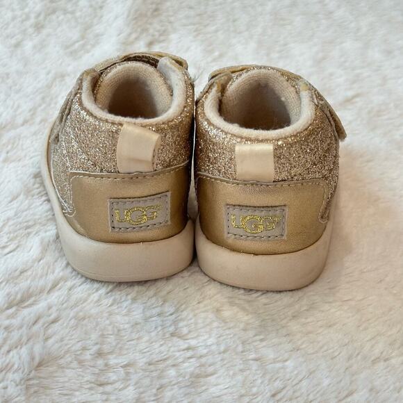 UGG Baby Girl's Pritchard Sparkles Sneaker sz 2/3 Gold Metallic Sneakers - Picture 5 of 7
